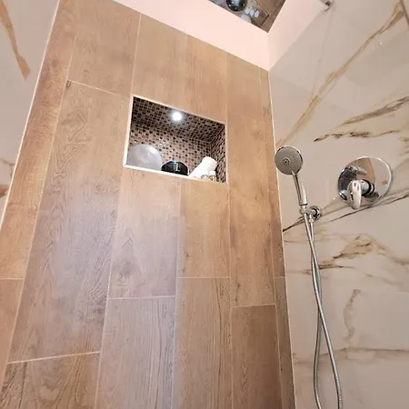 Апартаменты Sophie 45